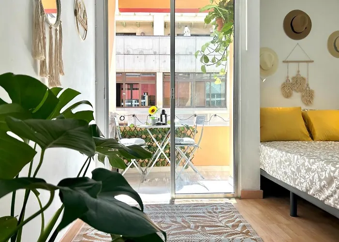 2 Min Dalla Spiaggia Loft Terrazza Casa Gialla
