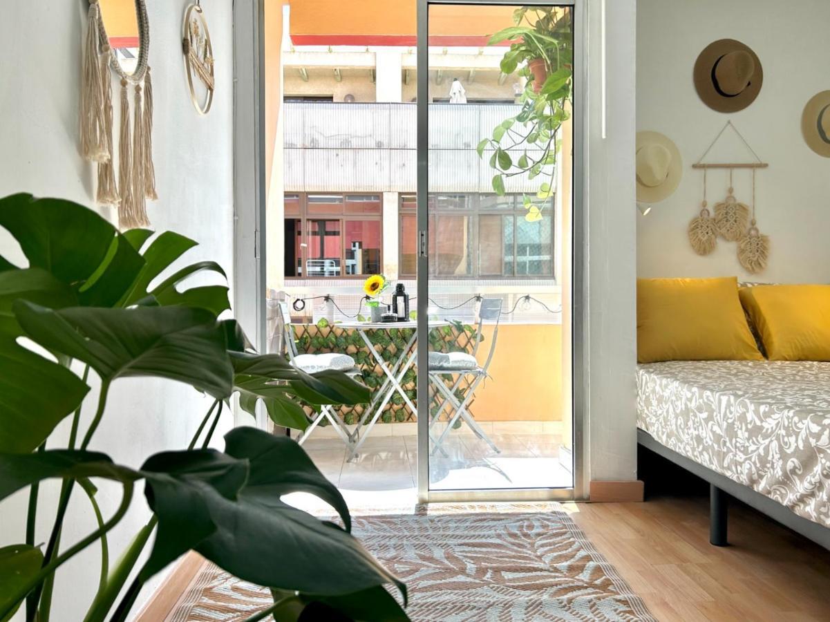 2 Min Dalla Loft Terrazza Casa Gialla Apartment